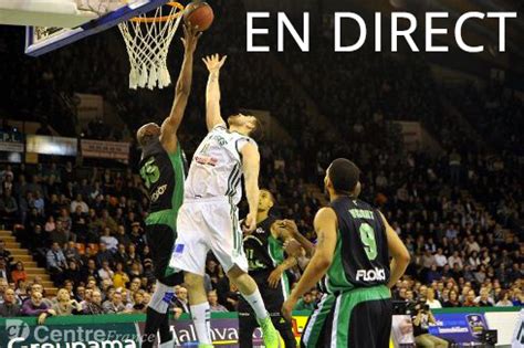 Scores de basket en direct .